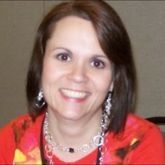 Meet your Posher, Michele - Picture 3 of 7